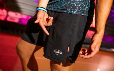 BERG Sportshorts Black (kids) M1