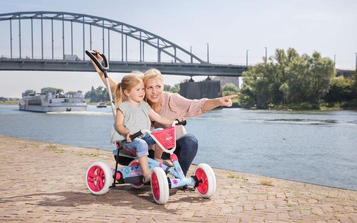 BERG Buzzy Bloom 2-in-1