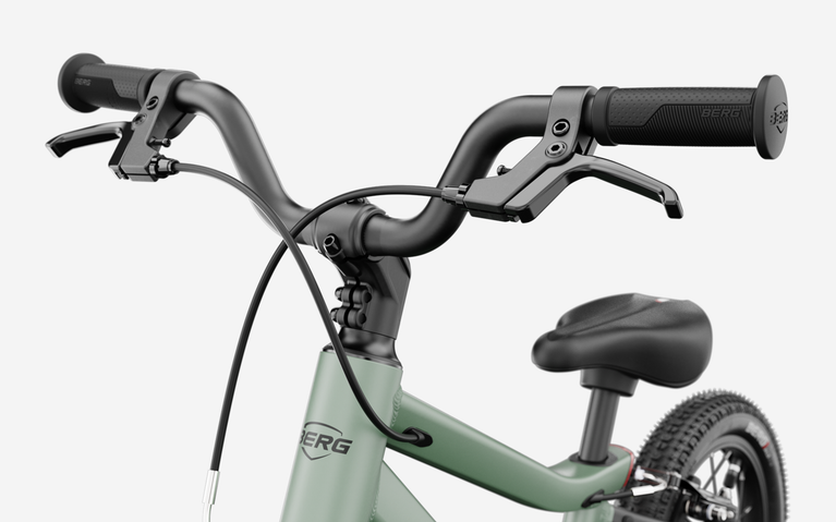 24 90 00 00 BERG Dash 14 Sage Green HL 2