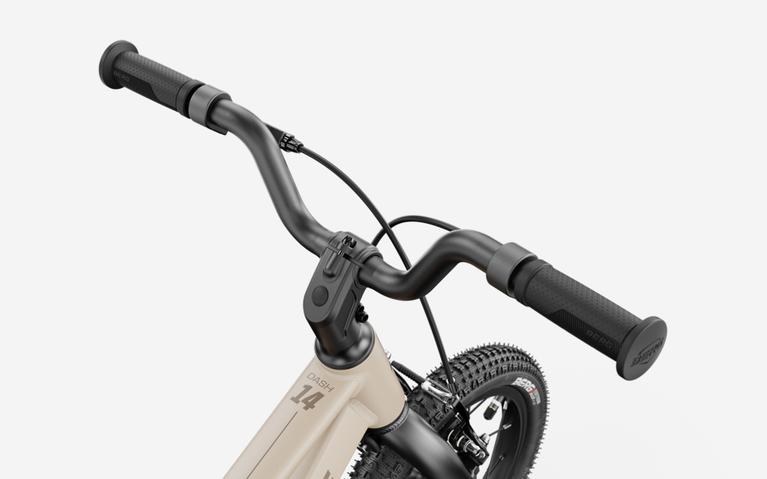 24 90 01 00 BERG Dash 14 Sand Beige HL4