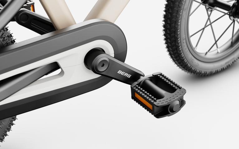 24 90 01 00 BERG Dash 14 Sand Beige HL5