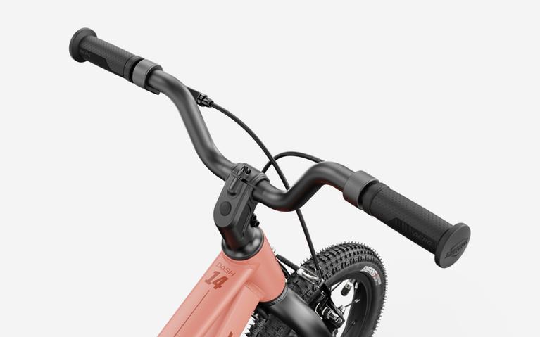 24 90 02 00 BERG Dash 14 Terracotta Red HL4 1