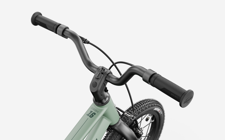 24 91 00 00 BERG Dash 16 Sage green HL4