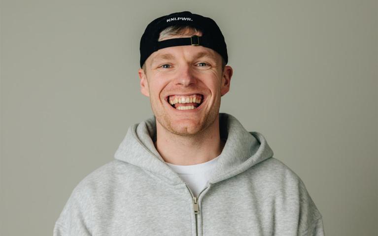 Enzo Knol