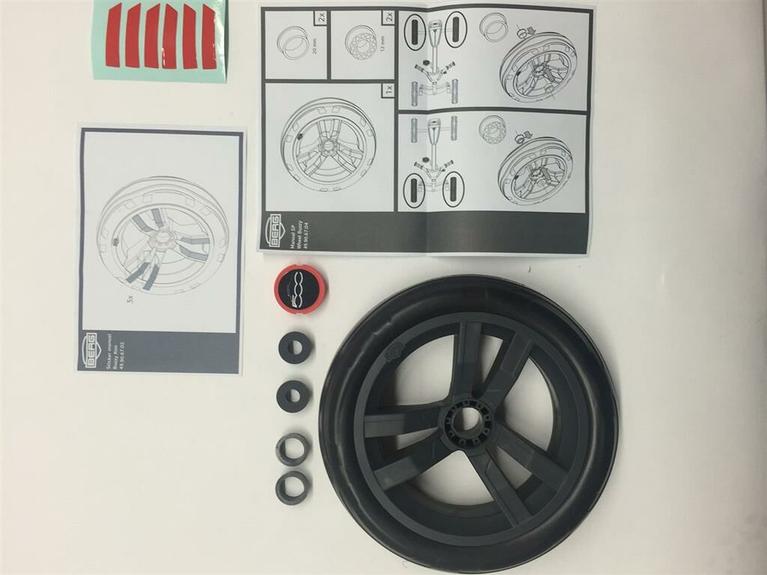 Rad grau/schwarz 9x2 (Radkappe Fiat 500)
