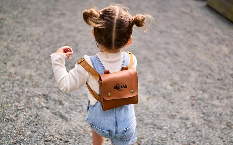 BERG MOOV 12 Retro Black M1