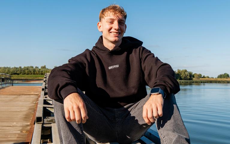 BERG Hoodie Classic Black