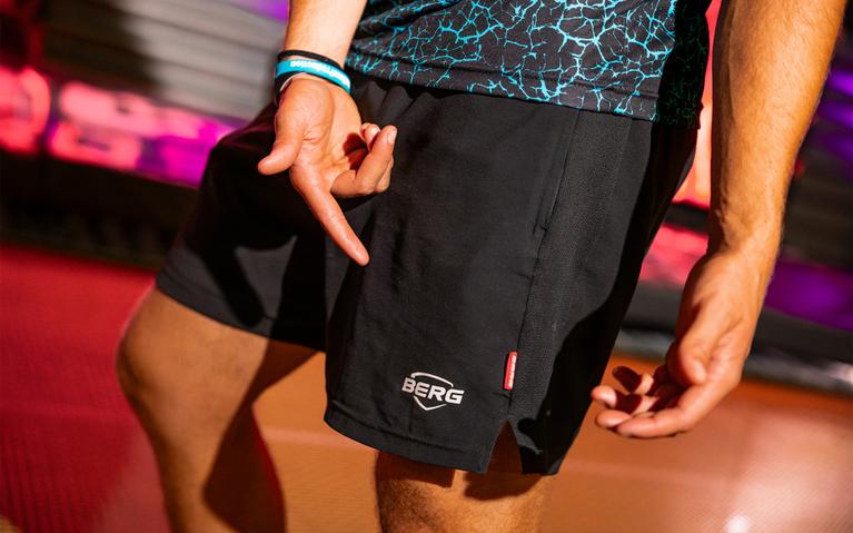 BERG Sportshorts Black (kids) M1