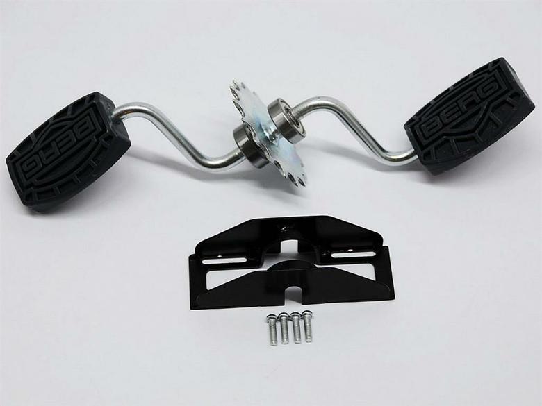 Buzzy - Tretlager mit Pedalen schwarz