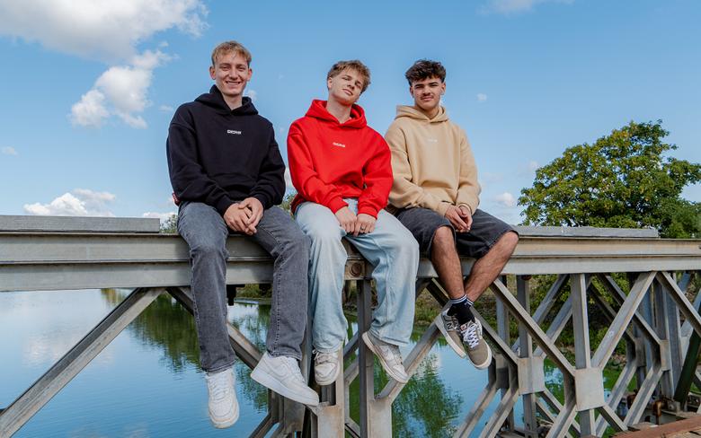 BERG Hoodie Classic Black