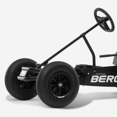 BERG XL Race trampbil med avancerat drivsystem för smidig styrning